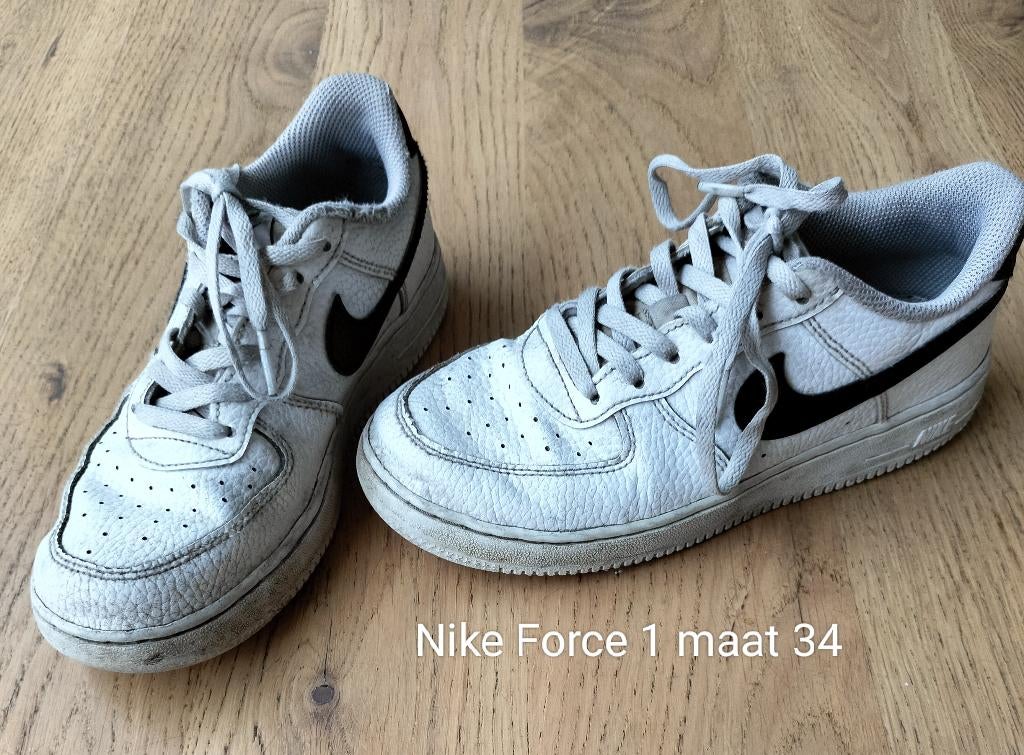 Gympen Nike Force 1 Maat 34, Gebruikt, Jongen of Meisje, Schoenen, Ophalen of Verzenden