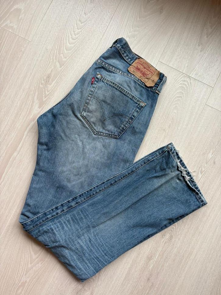 Levi's 501 Jeans, Blauw, W33-W34, Kleding | Heren, Spijkerbroeken en Jeans, Gedragen, W33 - W34 (confectie 48/50), Blauw, Ophalen of Verzenden