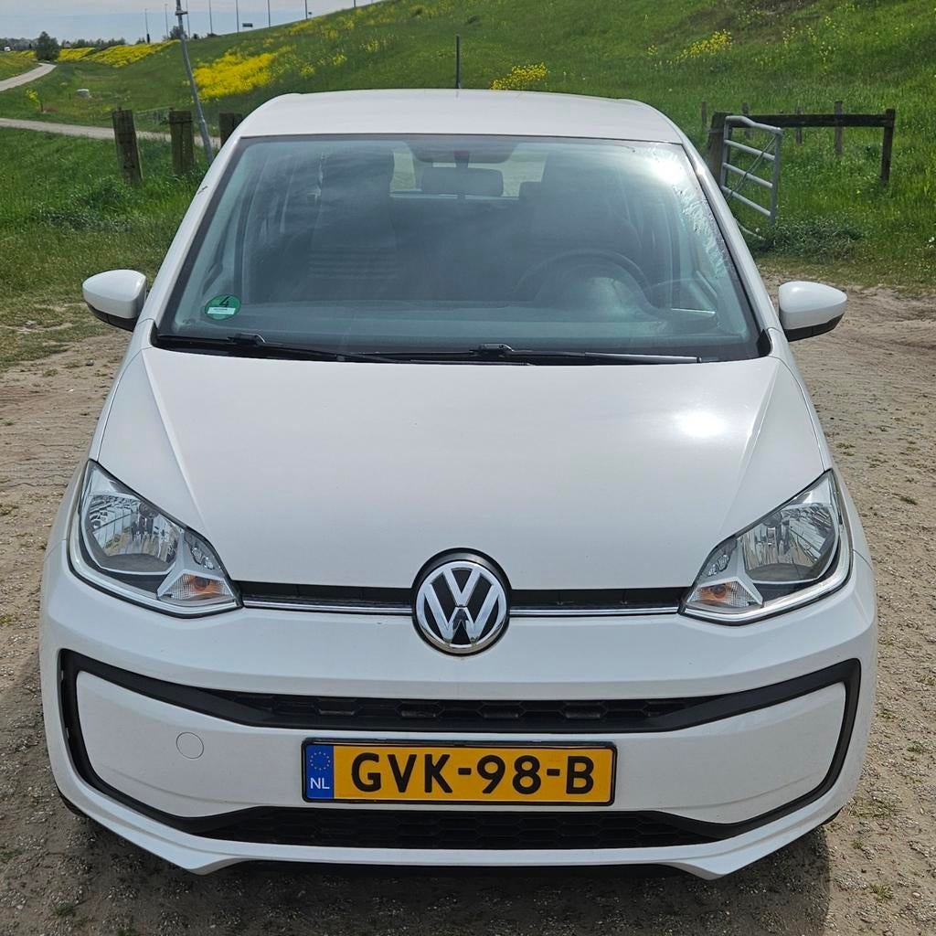 2019 Volkswagen up! 1.0 60PK 5D APK tot 2028, Auto's, Volkswagen, Voorwielaandrijving, Stof, Up!, 4 stoelen