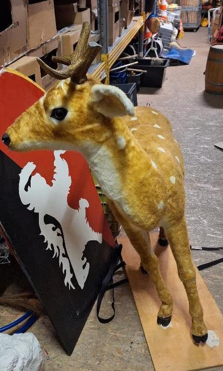 Bambi hert op plank (met beschadiging), Diversen, Kerst, Gebruikt, Ophalen