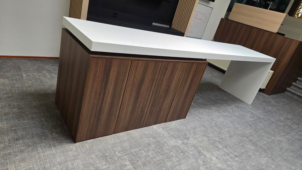 Moderne bar met opbergruimte - Wit/Hout, Huis en Inrichting, Bureaus, Ophalen, Opbergruimte, 375 cm, Spaanplaat of MDF