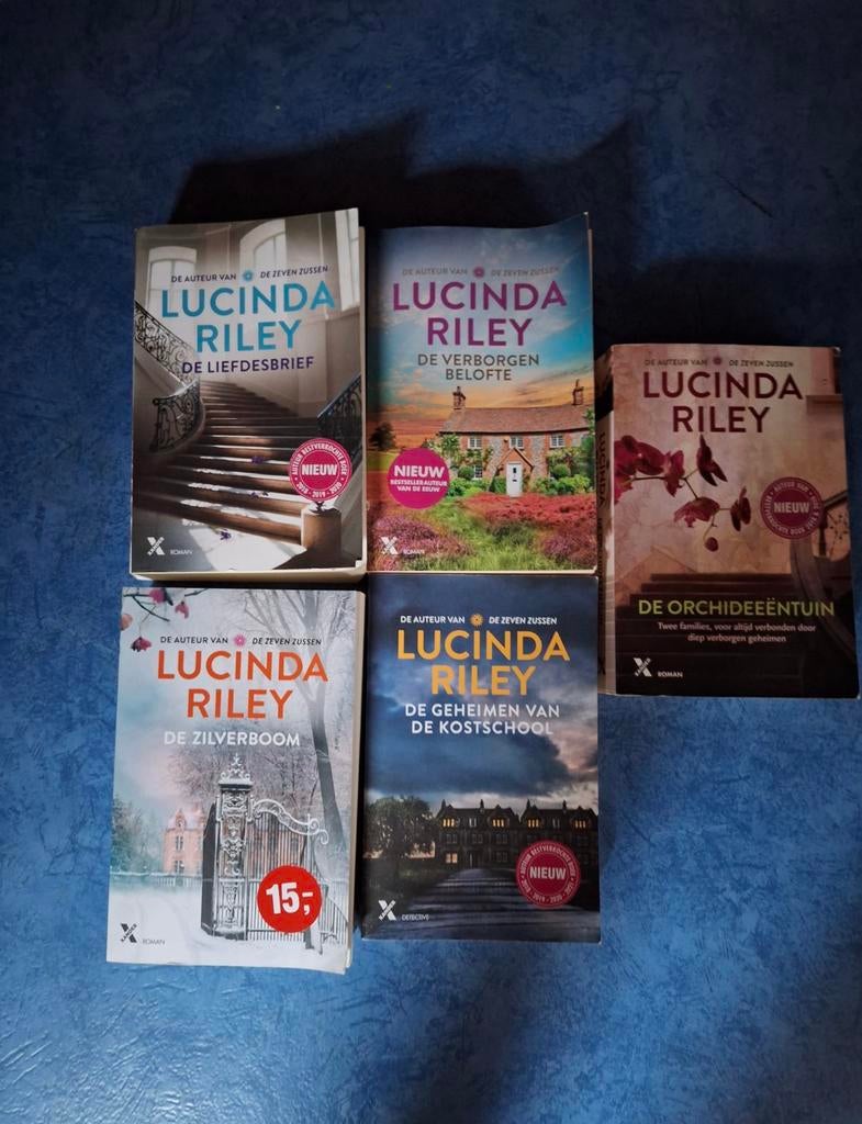 5 boeken uit 7 zussen reeks, Boeken, Ophalen of Verzenden, Zo goed als nieuw, Lucinda Riley