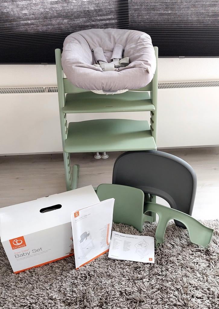 Zeer compleet! Tripp Trapp, newborn, babyset, tray etc, Kinderen en Baby's, Kinderstoelen, Ophalen, Zo goed als nieuw, Meegroeistoel