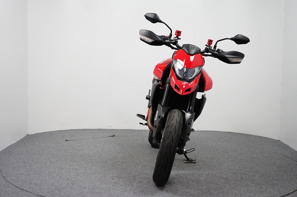 Ducati HYPERMOTARD 950 (bj 2022), Motoren, Bedrijf, Quickshifter, Meer dan 35 kW, 937 cc