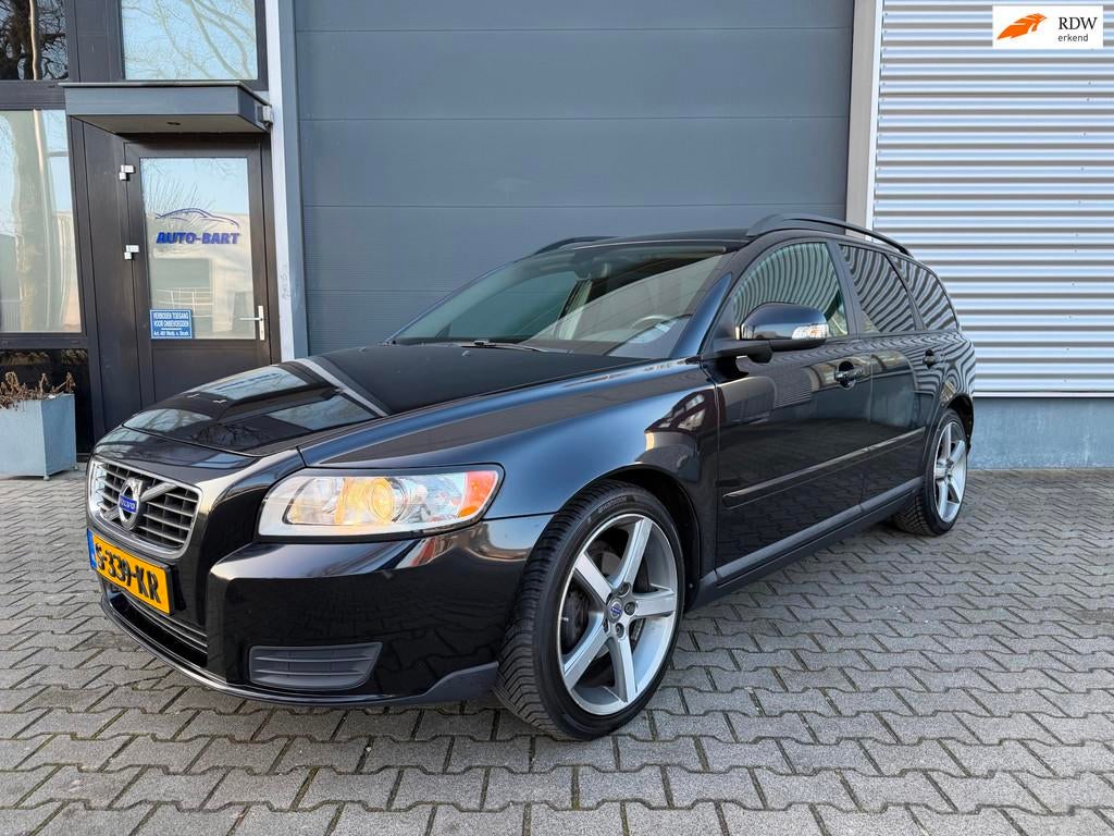 Volvo V50 1.6 sport |zeer goed onderhouden | onderhoudsbeurt, Auto's, Voorwielaandrijving, 1596 cc, Gebruikt, 4 cilinders