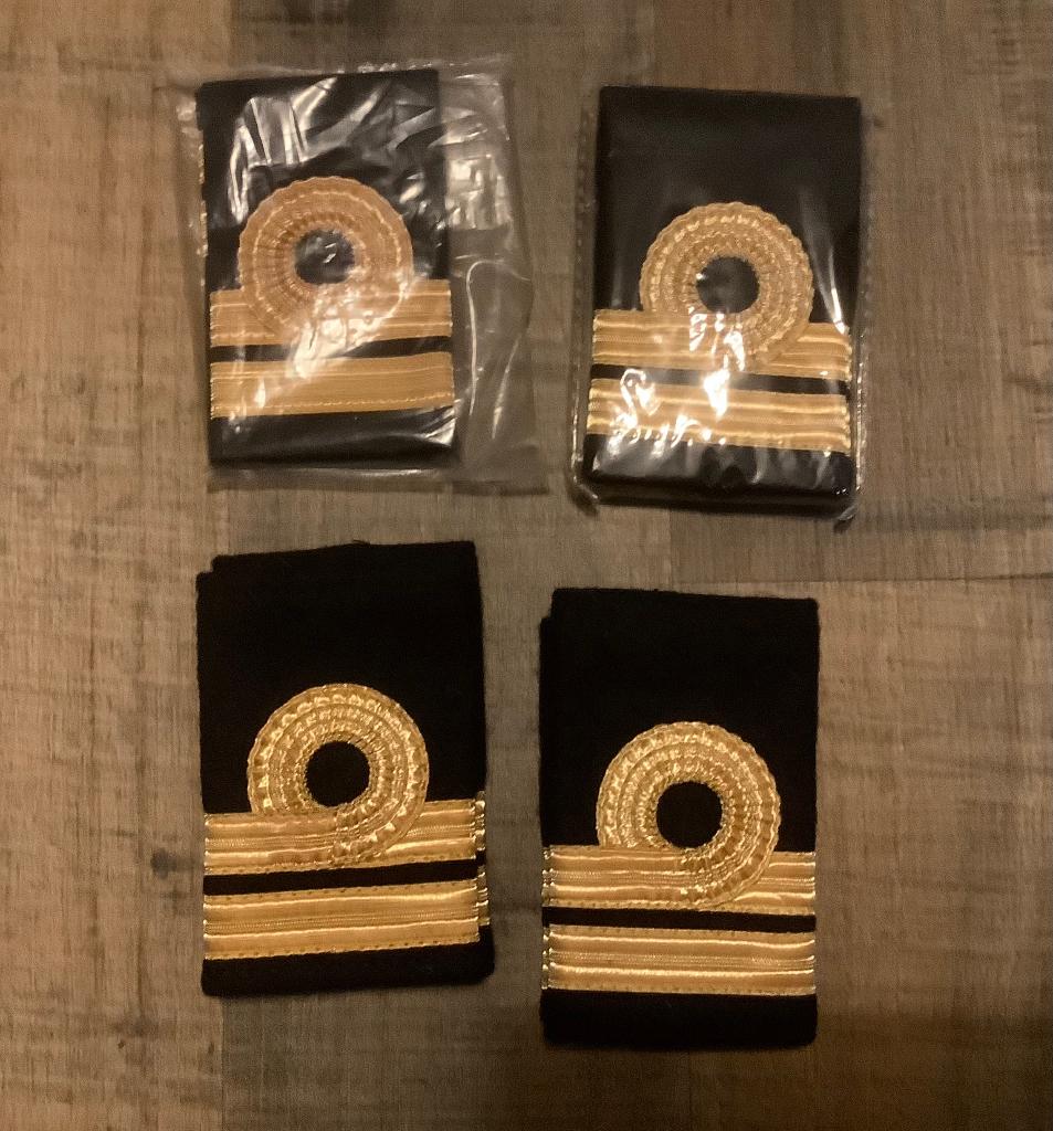 Epauletten  (4 paar)., Ophalen, Marine, Nederland, Embleem of Badge