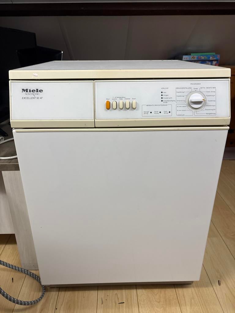 Miele Novotronic Excellent 92 AT droger, Ophalen, Gebruikt, Voorlader, Luchtafvoer