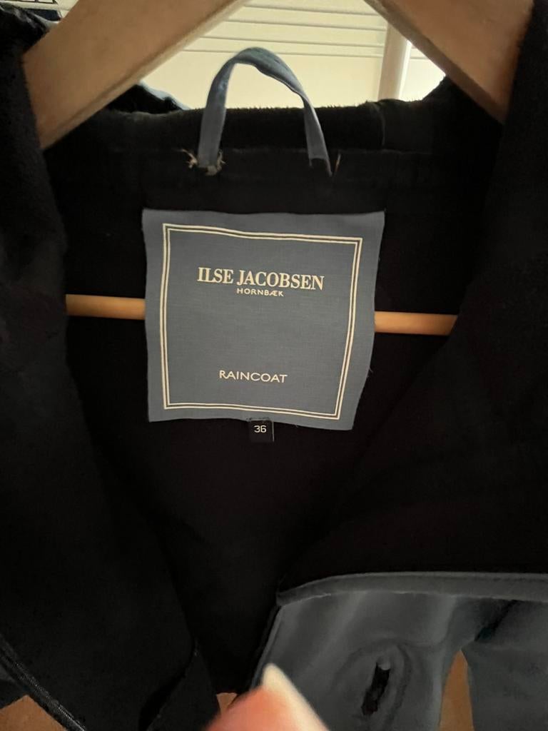 Softshell regenjas Ilse Jacobsen, maat 36, ijsblauw, Ophalen, Gedragen, Maat 36 (S), Blauw