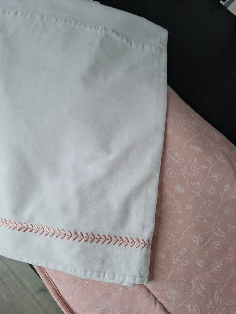 Deken en lakentje (ledikant) van Little Dutch, Kinderen en Baby's, Ophalen of Verzenden, Zo goed als nieuw, 100 cm of meer, Deken