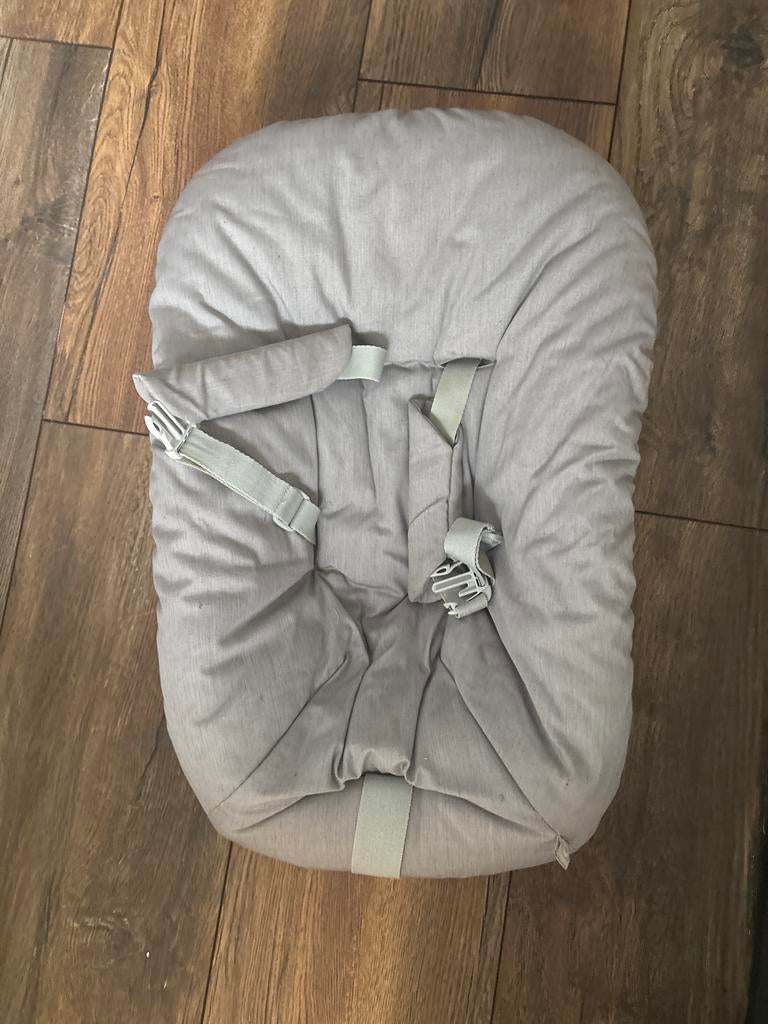 Grijze stoelverkleiner met gordel, Ophalen of Verzenden, Zo goed als nieuw