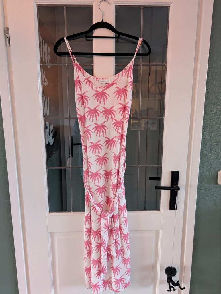 Fabienne Chapot jurk met palmboomprint, Ophalen of Verzenden, Zo goed als nieuw, Fabienne Chapot, Roze