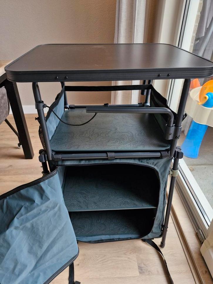 Quechua Keukenkastje Decathlon Maat S, Caravans en Kamperen, Kampeeraccessoires, Zo goed als nieuw, Ophalen