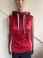 Marc Cain dunne bodywarmer vest maat 36/38 rood capuchon, Kleding | Dames, Bodywarmers, Ophalen of Verzenden, Zo goed als nieuw