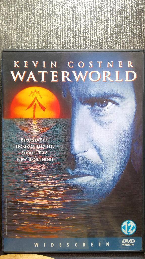 Waterworld, Vanaf 12 jaar, Ophalen of Verzenden, Zo goed als nieuw