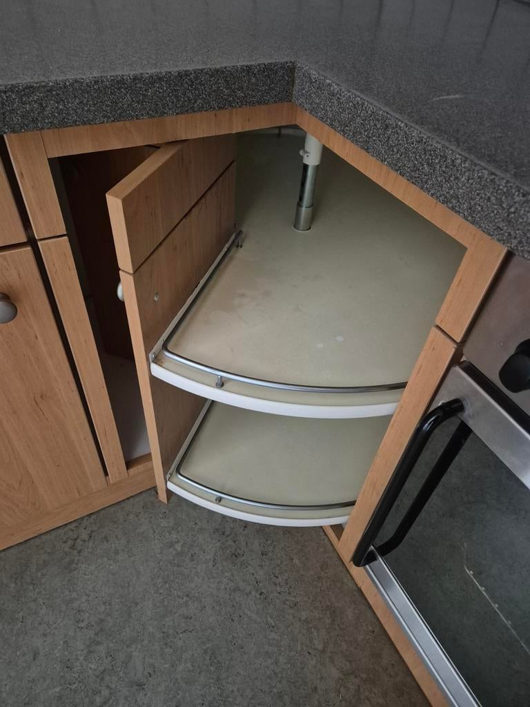 Deel keuken gereserveerd!!! Zie advertentie losse apparatuur, Ophalen, Gebruikt, Hoekkeuken, Kunststof