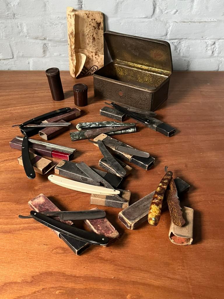 Antiek Scheermes scheermessen set vintage kapper, Antiek en Kunst, Ophalen