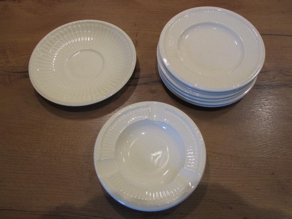 Wedgwood Edme serviesdelen, Huis en Inrichting, Keuken | Servies, Zo goed als nieuw, Overige typen, Wedgwood, Aardewerk, Ophalen of Verzenden