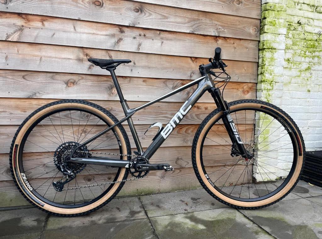 BMC Twostroke 01 – ZGAN – carbon XC mountainbike – maat M, Hardtail, Zo goed als nieuw, Schijfrem, Ophalen