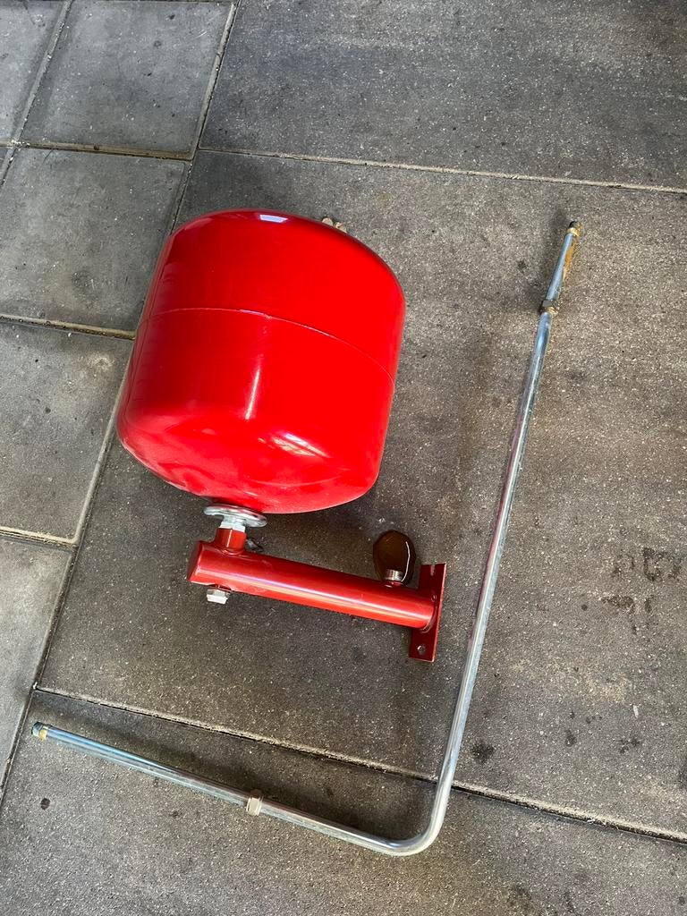 Expansievat 18 liter, Ophalen, 30 tot 80 cm, Overige typen, Minder dan 60 cm