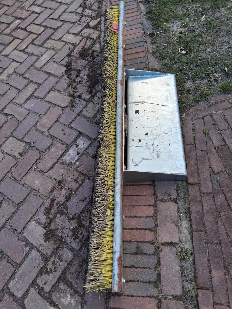 Bezem voor Knikmops 90, Ophalen of Verzenden