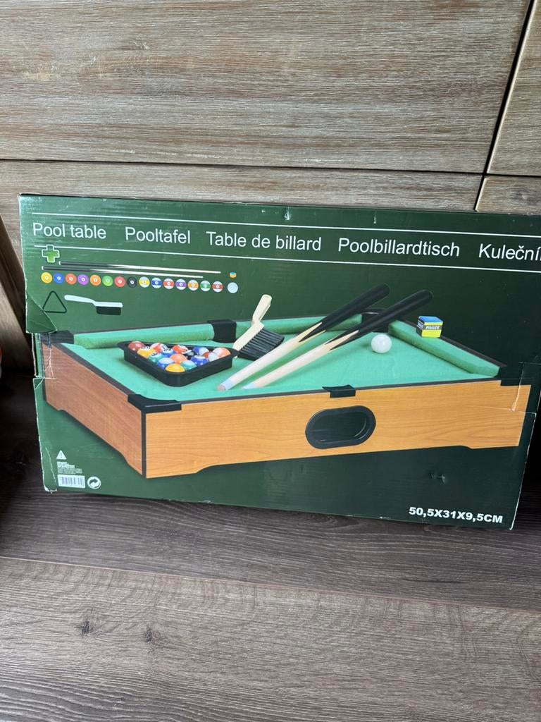 Kleine pool tafel, Ophalen, Zo goed als nieuw