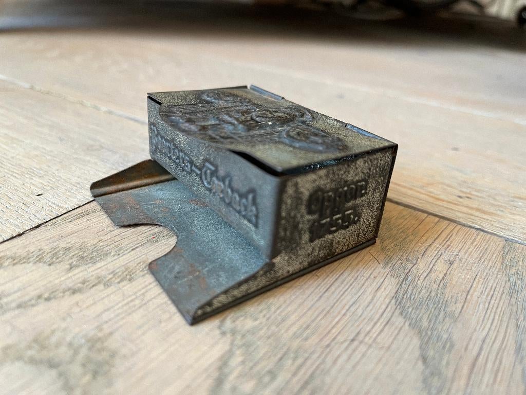 Blikken lucifers doosje Poorters tabak, Verzamelen, Blikken, Ophalen of Verzenden, Gebruikt, Overige