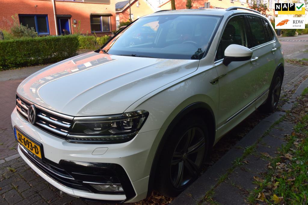 Volkswagen Tiguan 1.4 TSI ACT Connected Series hele mooie ti, Euro 6, 4 cilinders, 150 pk, Wit