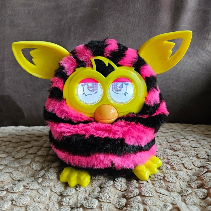 Furby Boom Roze & Zwart Gestreept, Verzamelen, Speelgoed, Gebruikt, Ophalen of Verzenden