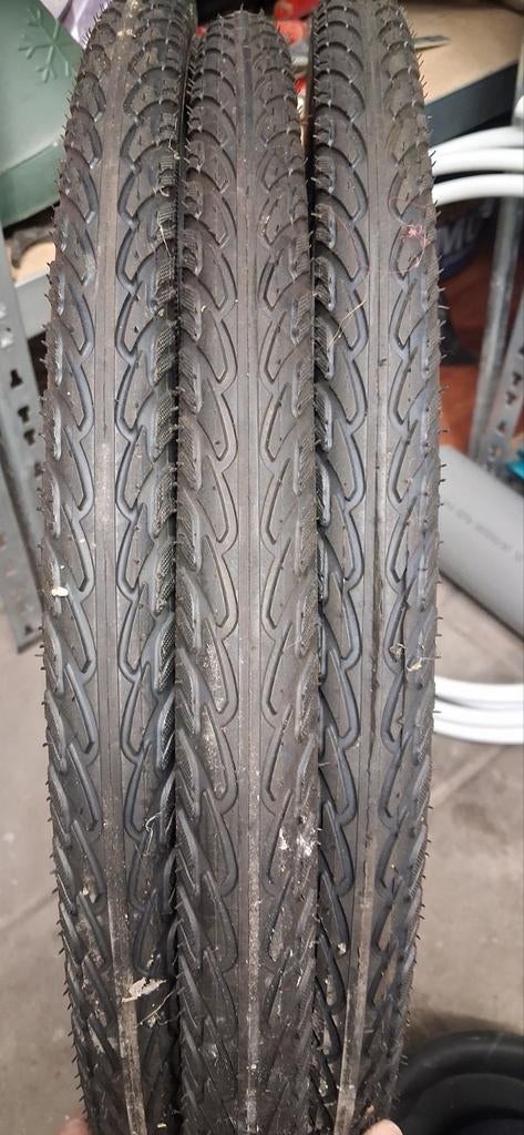 Fietsbanden 26 inch inclusief binnenband nieuw, Fietsen en Brommers, Fietsonderdelen, Ophalen, Elektrische fiets, Band, Rubber