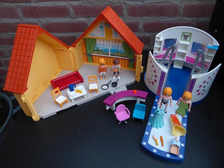 Playmobil zomerhuisje en catwalk, Kinderen en Baby's, Speelgoed | Playmobil, Gebruikt, Ophalen of Verzenden