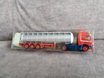 Modelvrachtwagen Volvo met tankoplegger - Dekker Holland, Hobby en Vrije tijd, 1:50 of kleiner, Nieuw, Ophalen of Verzenden, Truck