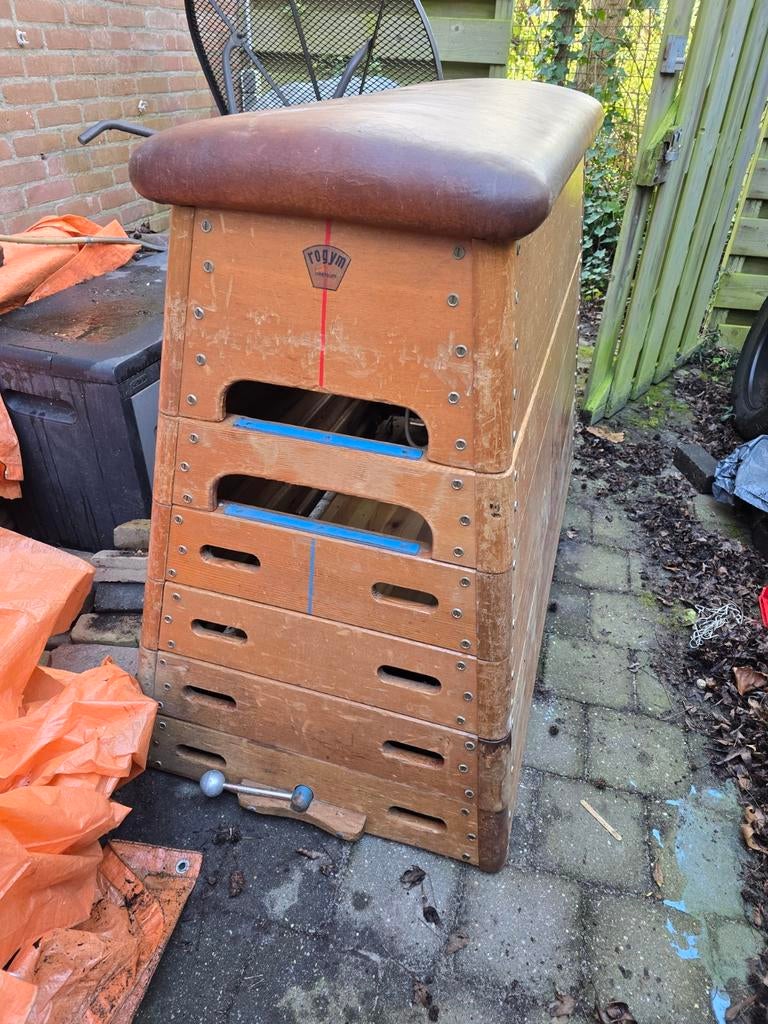 Vintage Turnkast / Springkast - Industrieel Meubelstuk, Ophalen