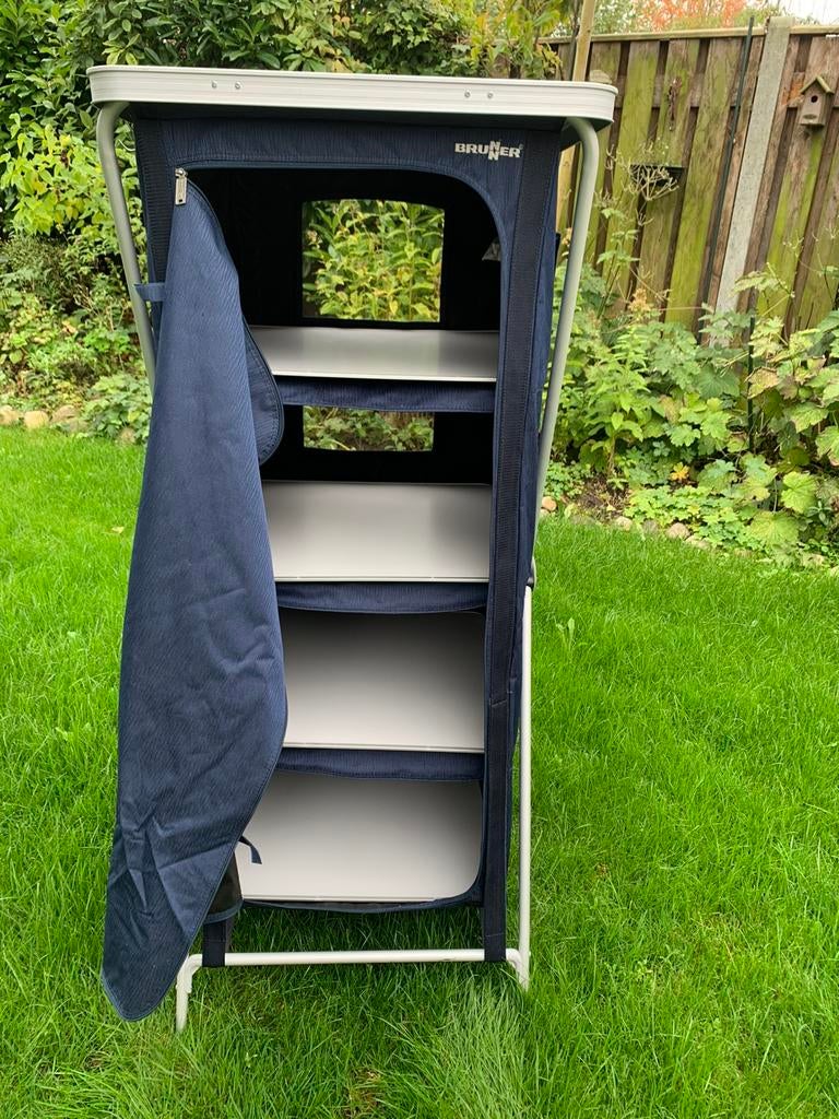Campingkast kampeerkast Brunner in handige draagtas, Ophalen, Zo goed als nieuw, Campingkast
