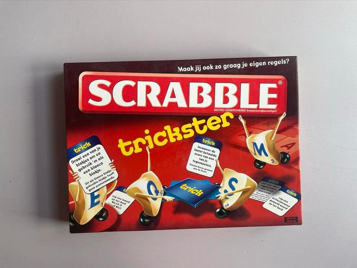 Scrabble Trickster, Hobby en Vrije tijd, Gezelschapsspellen | Bordspellen, Zo goed als nieuw, Een of twee spelers, Drie of vier spelers