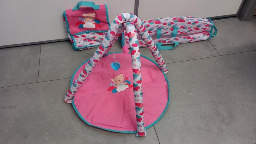 Poppen babygym met speelkleed in opbergtas en luiertas, Ophalen of Verzenden, Babypop