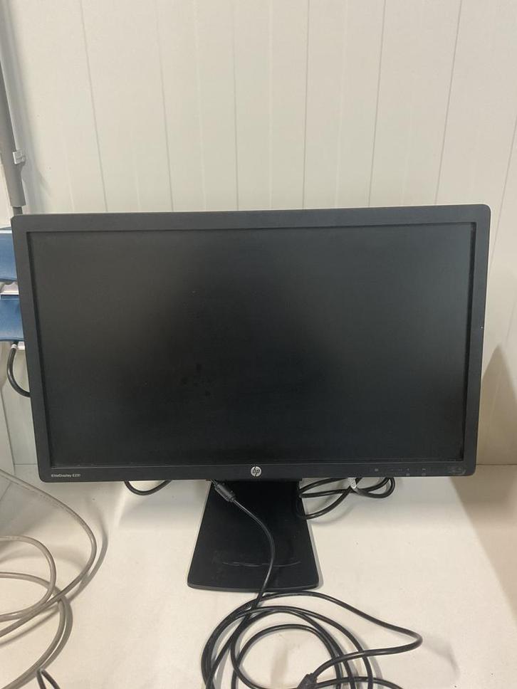 HP EliteDisplay E231 monitor draaibaar, Computers en Software, Ophalen, Draaibaar, IPS, Zo goed als nieuw