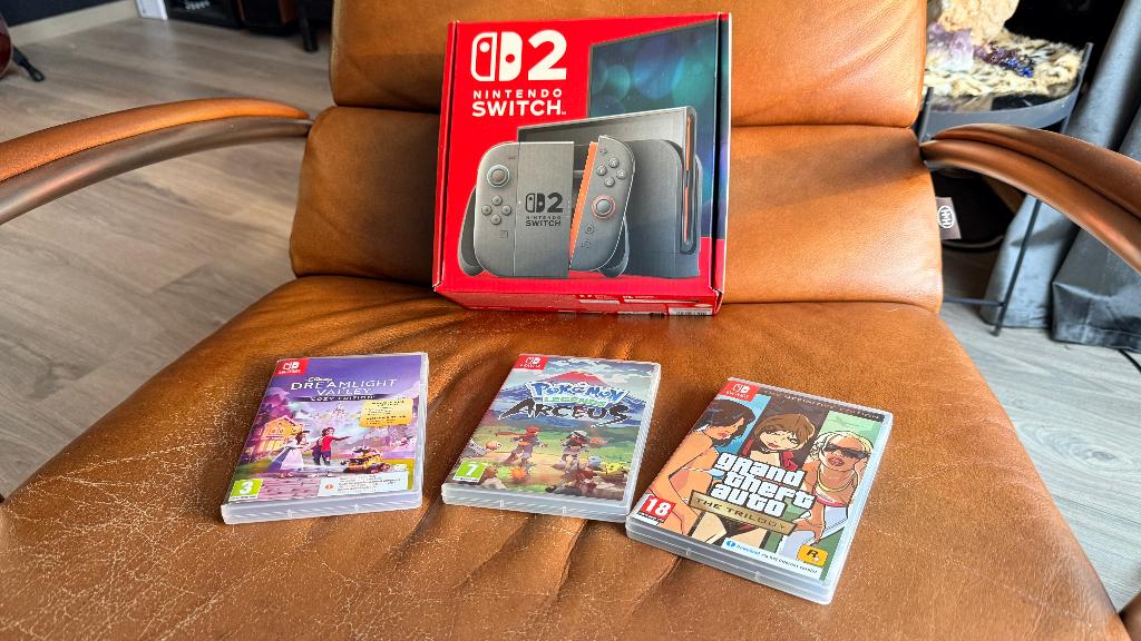 nauwelijks gebruikte Switch 2, Met games, Met 2 controllers, Nieuw, Ophalen of Verzenden