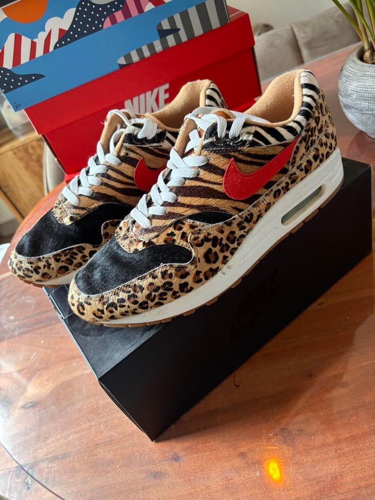 Nike Air Max 1 Animal 2.0 maat 45, Kleding | Heren, Schoenen, Ophalen of Verzenden, Gedragen, Overige kleuren, Sneakers of Gympen