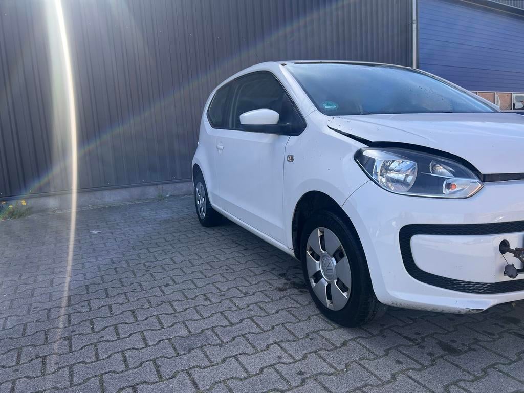 VOLKSWAGEN UP 2015 met voorschade DUITS, Auto diversen, Schadeauto's, Ophalen, Wit, Handgeschakeld, Benzine