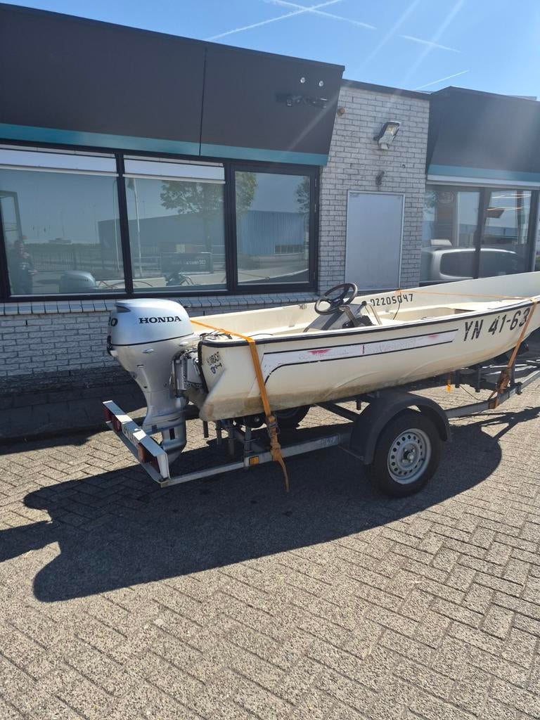 With 385, Watersport en Boten, Vis- en Consoleboten, 10 tot 30 pk, Ophalen of Verzenden, 3 tot 6 meter, Buitenboordmotor