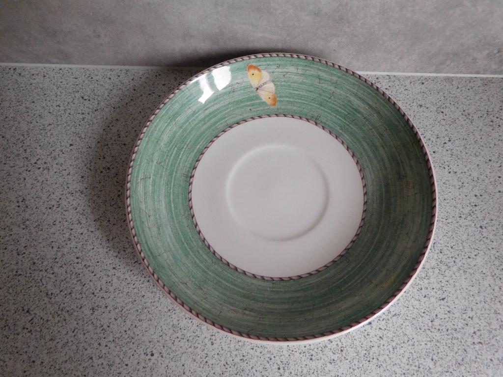 Schotel 17 cm. Sarah's Garden Wedgwood, Ophalen of Verzenden, Zo goed als nieuw, Wedgwood, Kop(pen) en/of Schotel(s)