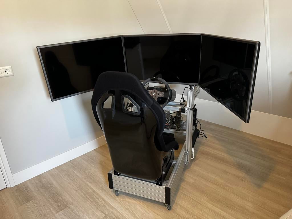 Race simulator, Spelcomputers en Games, Ophalen, Zo goed als nieuw