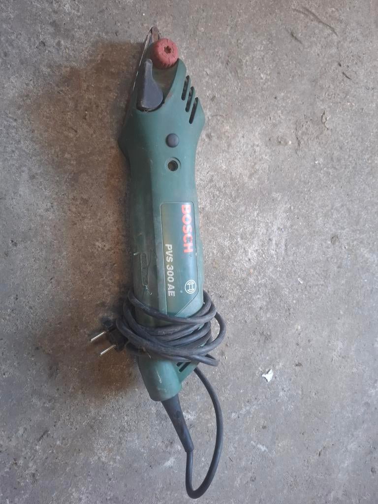 Bosch vlakschuurmachine, Ophalen of Verzenden, Minder dan 700 watt, Werkbankslijpmachine