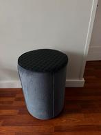 Chique hoge poef (uit een mooie meubelwinkel in Westland), Huis en Inrichting, Ophalen, Zo goed als nieuw