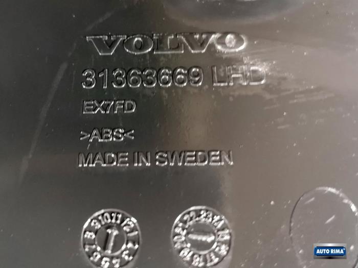 Dashboardkastje van een Volvo XC90, Auto-onderdelen, Gebruikt, -, -, Ophalen of Verzenden