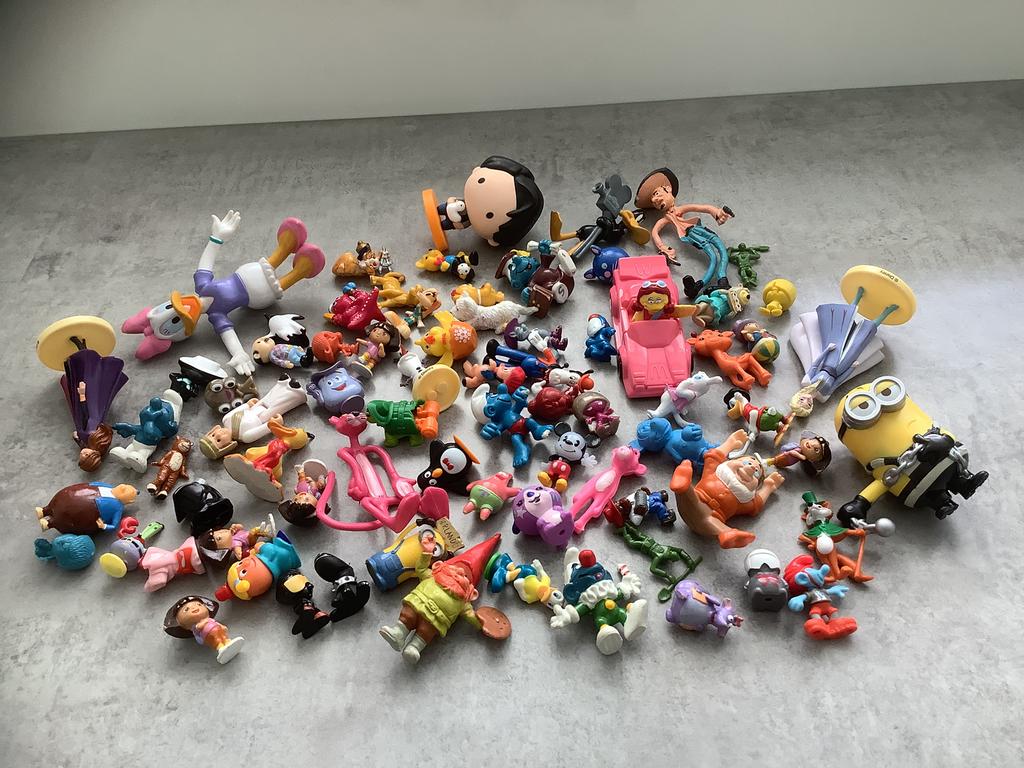 75 stuks: Smurfen, Dunkins, Gogo, Disney, David Kabouter etc, Verzamelen, Ophalen of Verzenden, Gebruikt