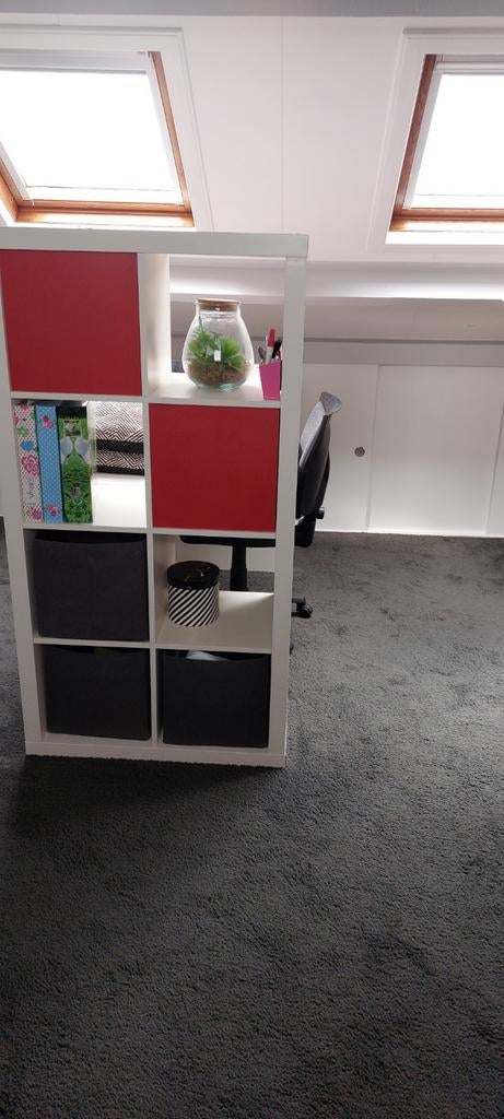 Ikea vakkenkast met buro, Ophalen