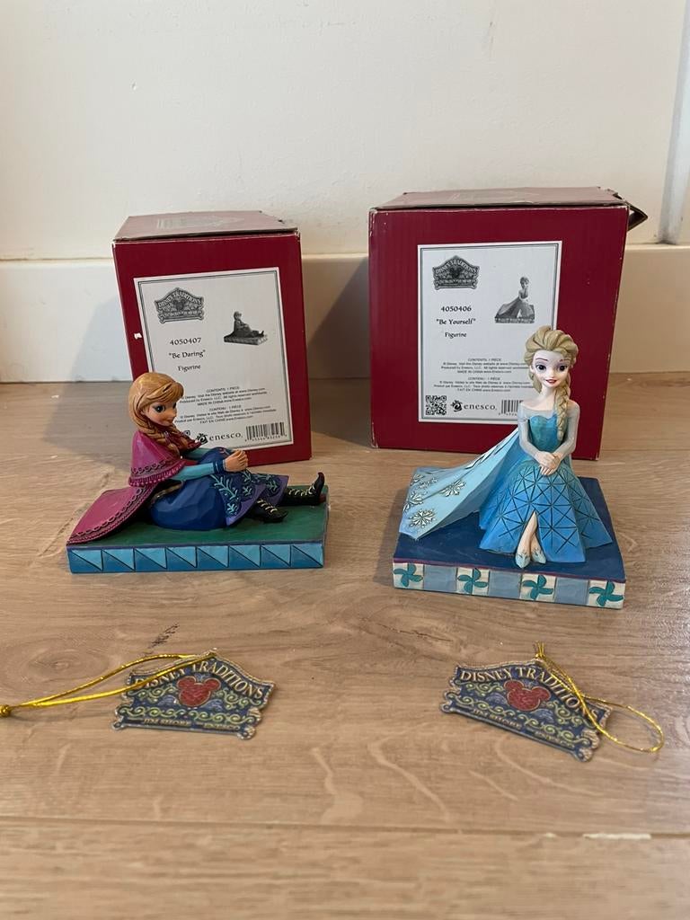 Jim Shore Disney Traditions frozen personalit pose anna elsa, Ophalen of Verzenden, Overige figuren, Zo goed als nieuw, Servies