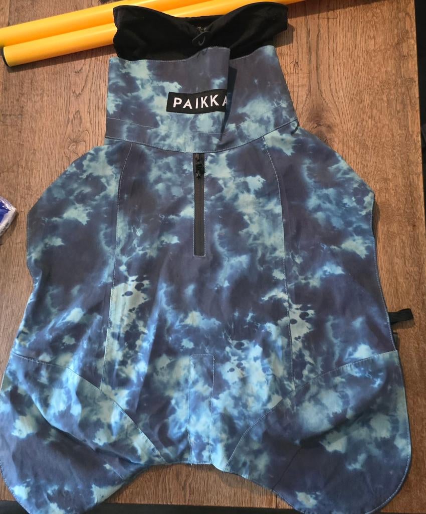 Paikka regenjas hond rugmaat 35,, Dieren en Toebehoren, Ophalen of Verzenden, Gebruikt, Hondenregenjas