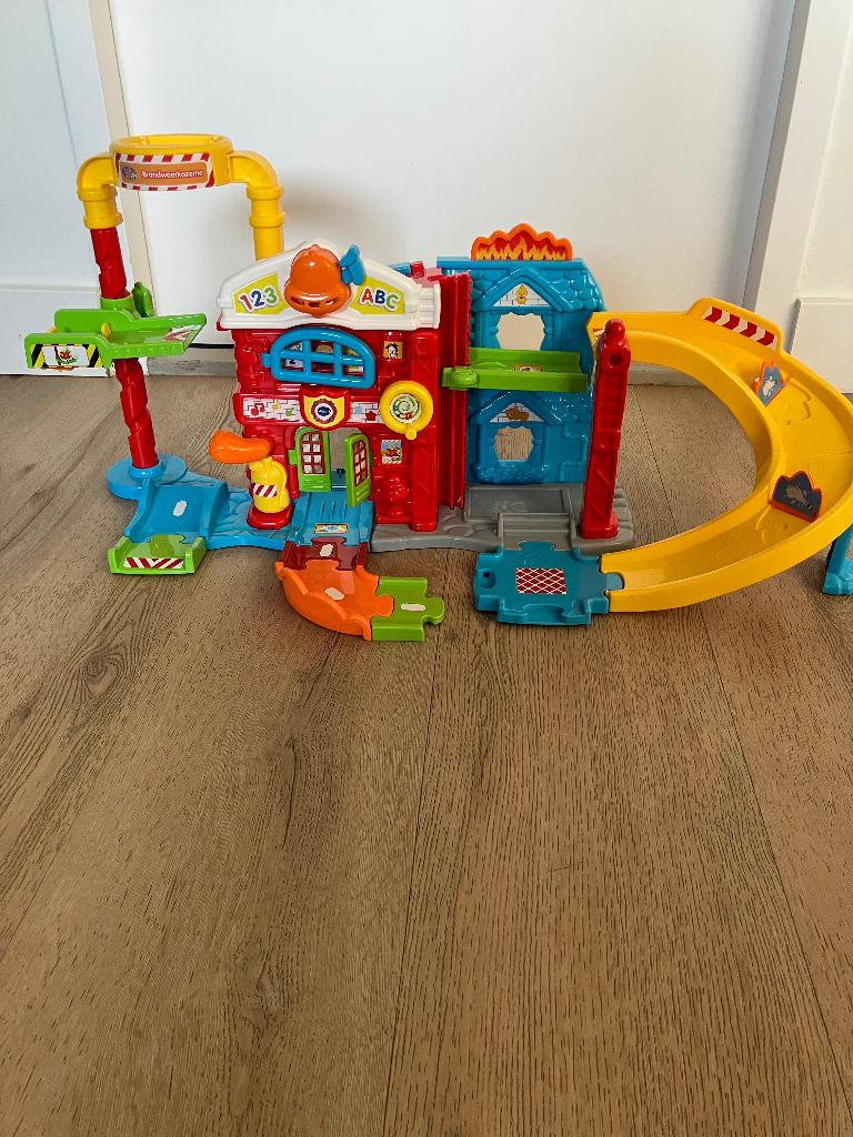 Vtech brandweerkazerne, Kinderen en Baby's, Speelgoed | Vtech, Ophalen, Zo goed als nieuw, 2 tot 4 jaar